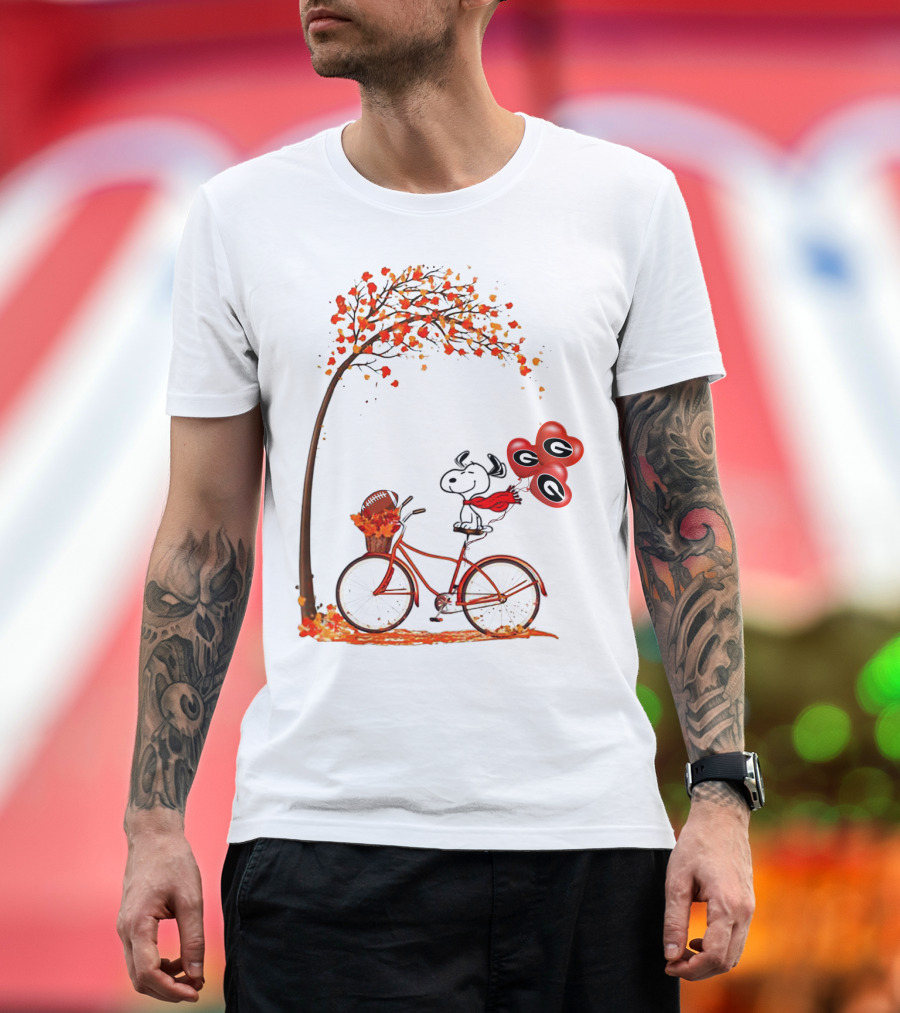 Snoopy Georgia Football Fall Bicycle Balloons T-Shirt
