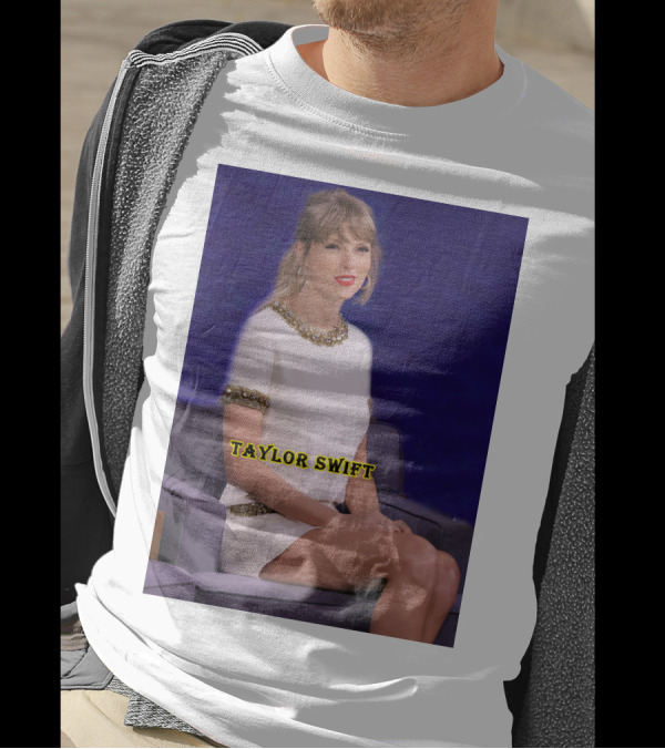 TAYLOR SWIFT Fans Theory About Actress In 10-Minute 'All Too Well' T-Shirt