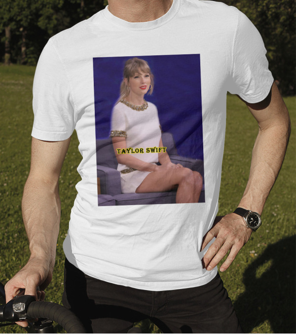 TAYLOR SWIFT Fans Theory About Actress In 10-Minute 'All Too Well' T-Shirt