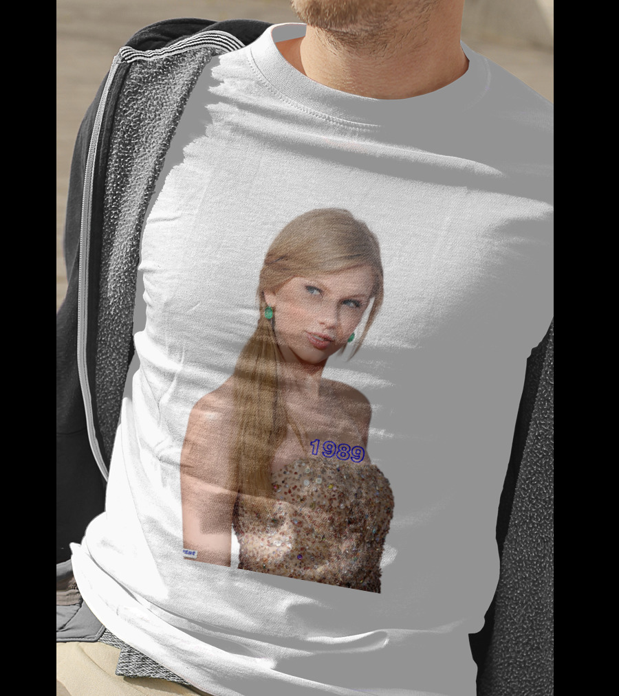 Taylor Swift 1989 Special Pictures Singersceleb T-Shirt