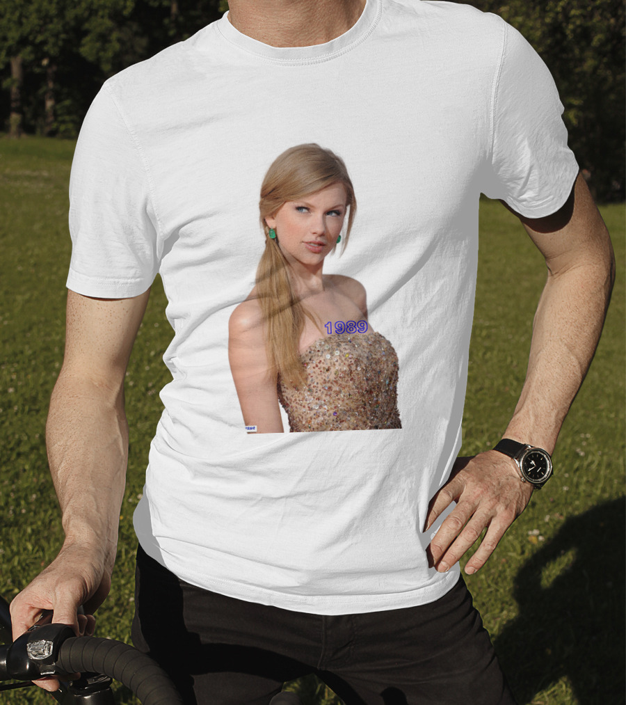Taylor Swift 1989 Special Pictures Singersceleb T-Shirt