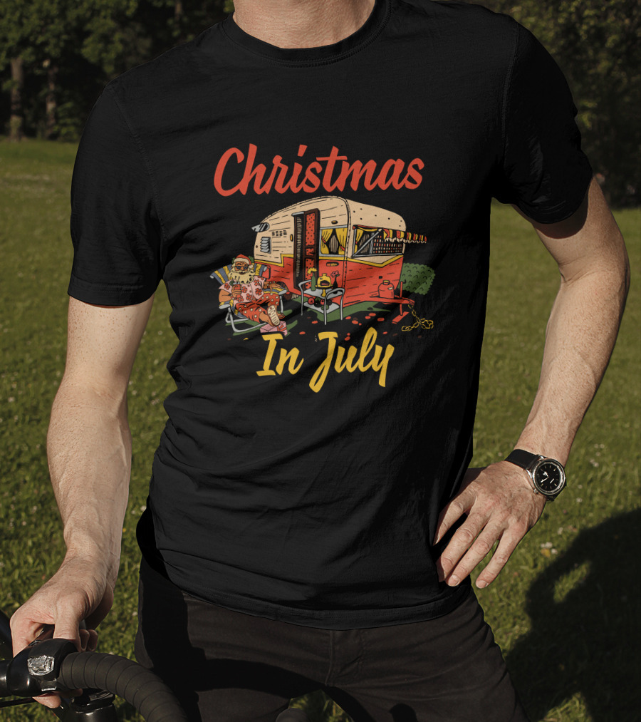 Christmas In July Festival Camping Fun With Santa In Caravan T-Shirt