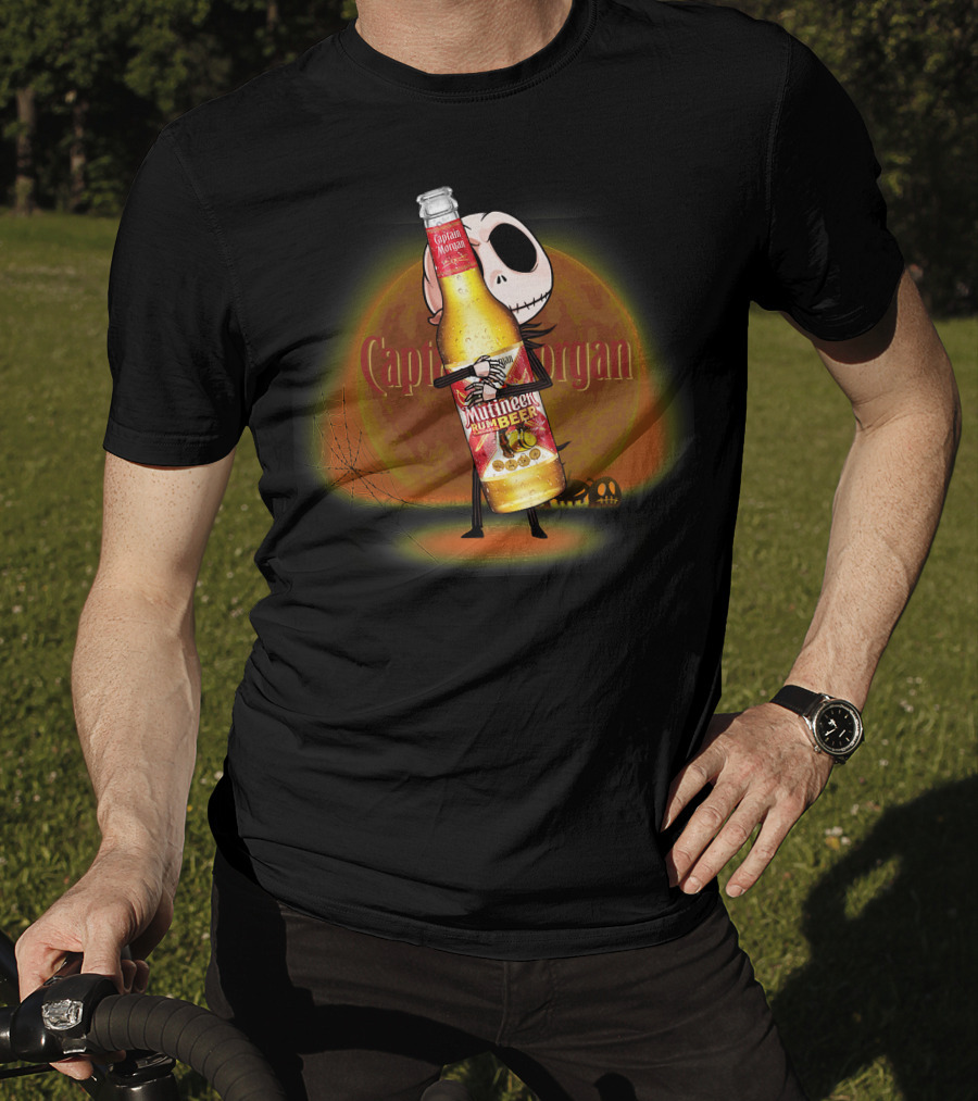 Jack Captain Morgan Mutineer Rum Halloween Moon T-Shirt