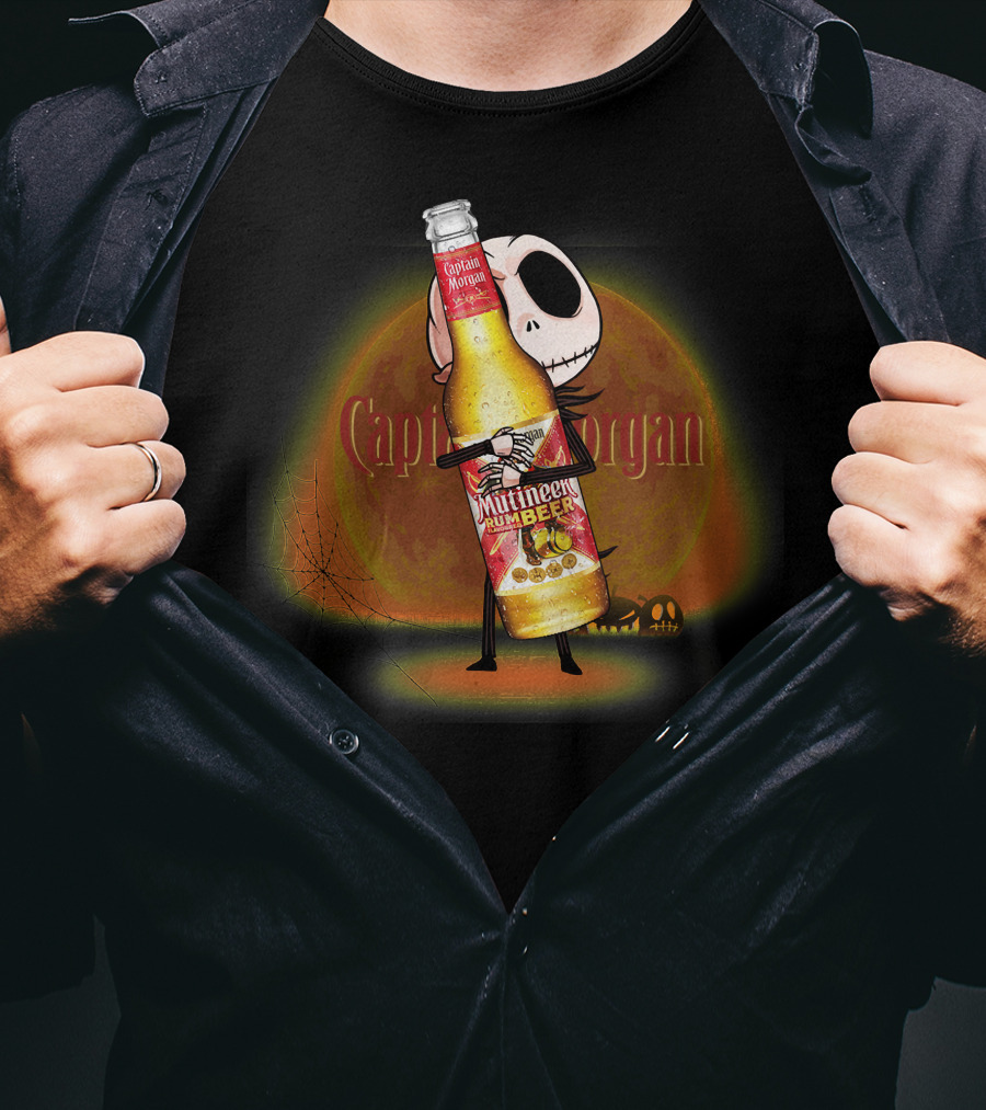 Jack Captain Morgan Mutineer Rum Halloween Moon T-Shirt
