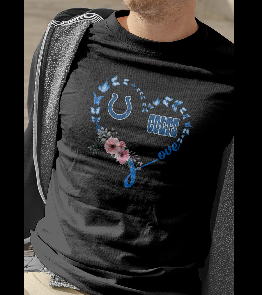 Indianapolis Colts Love Heart With Butterflies And Flowers T-Shirt
