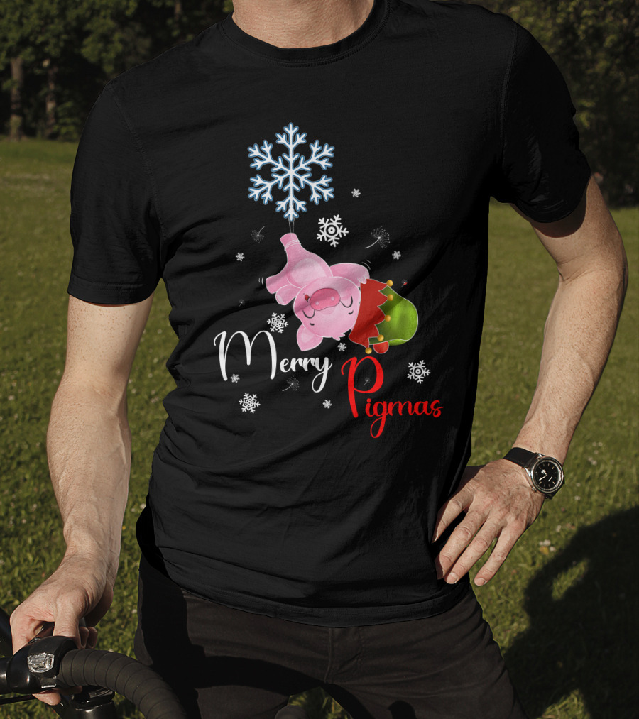 Merry Pigmas Pig Hanging From Snowflake With Santa Hat And Snowflakes T-Shirt
