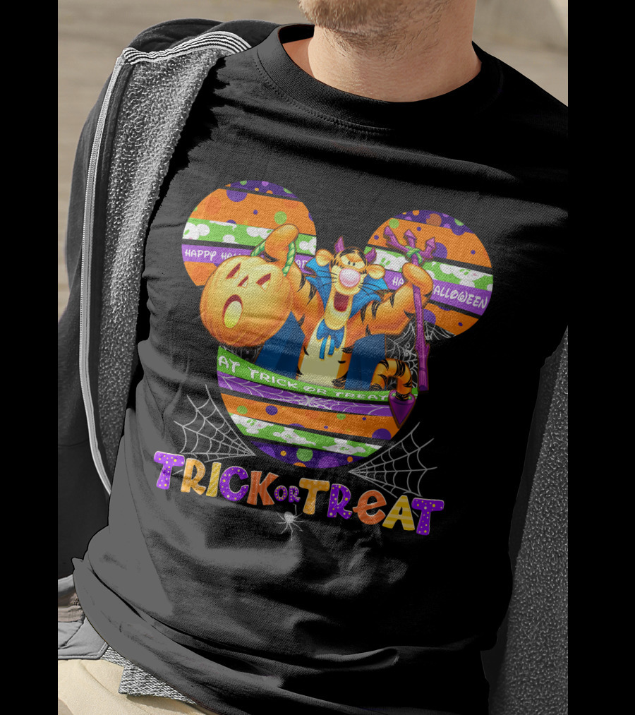 Tigger Happy Halloween Trick Or Treat Disney Mickey Pumpkin Spiderwebs T-Shirt