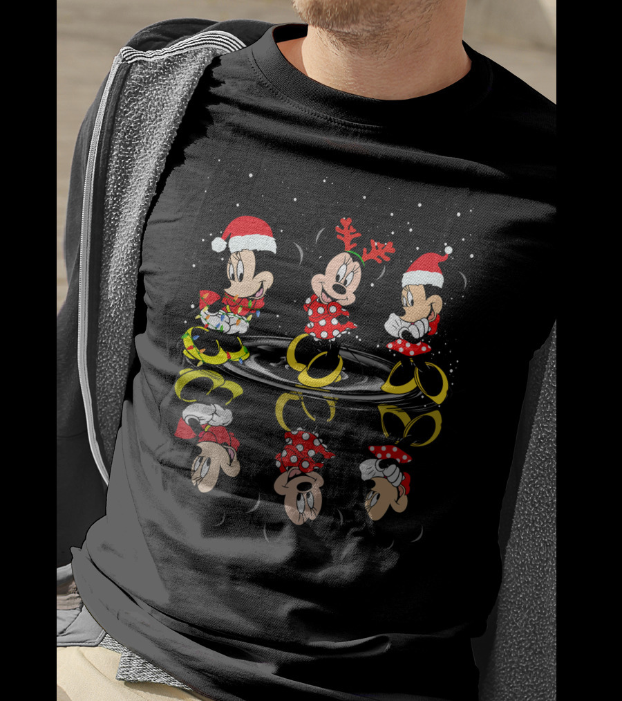 Holiday Mickey And Minnie Christmas Reflections T-Shirt