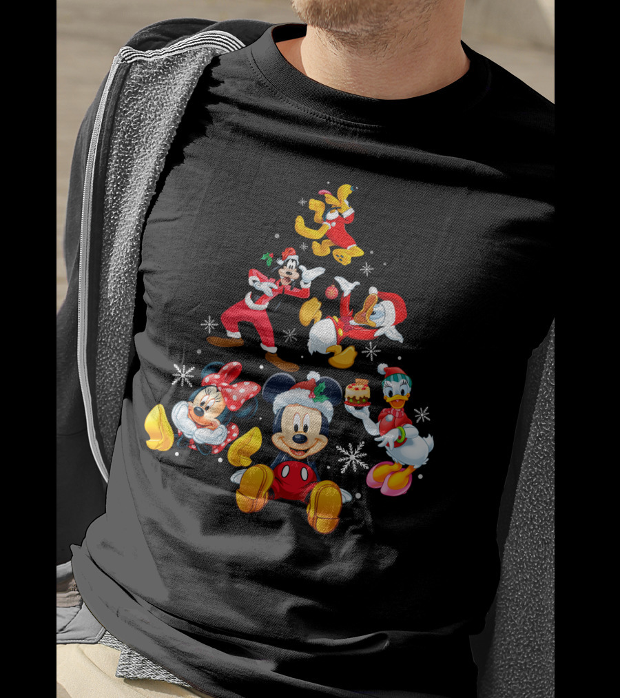 Mickey Minnie Donald Goofy Pluto Daisy Christmas Tree Noel T-Shirt