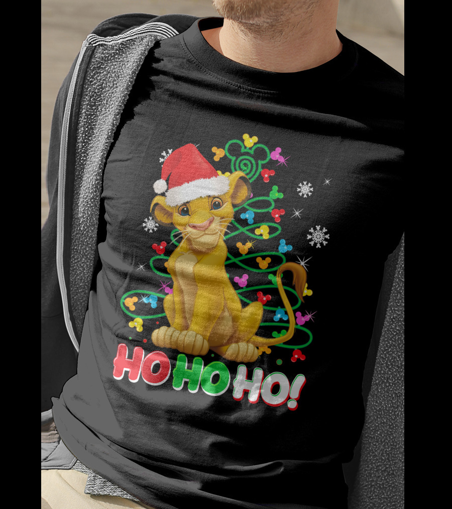Simba Christmas Tree Ho Ho Ho Snowflakes Santa Hat T-Shirt