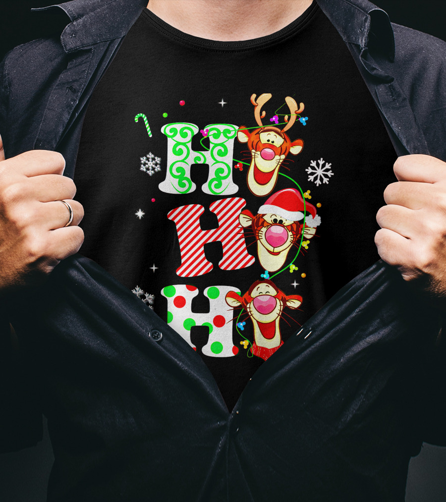 Ho Ho Ho Tigger Christmas Reindeer Santa Snowflakes T-Shirt