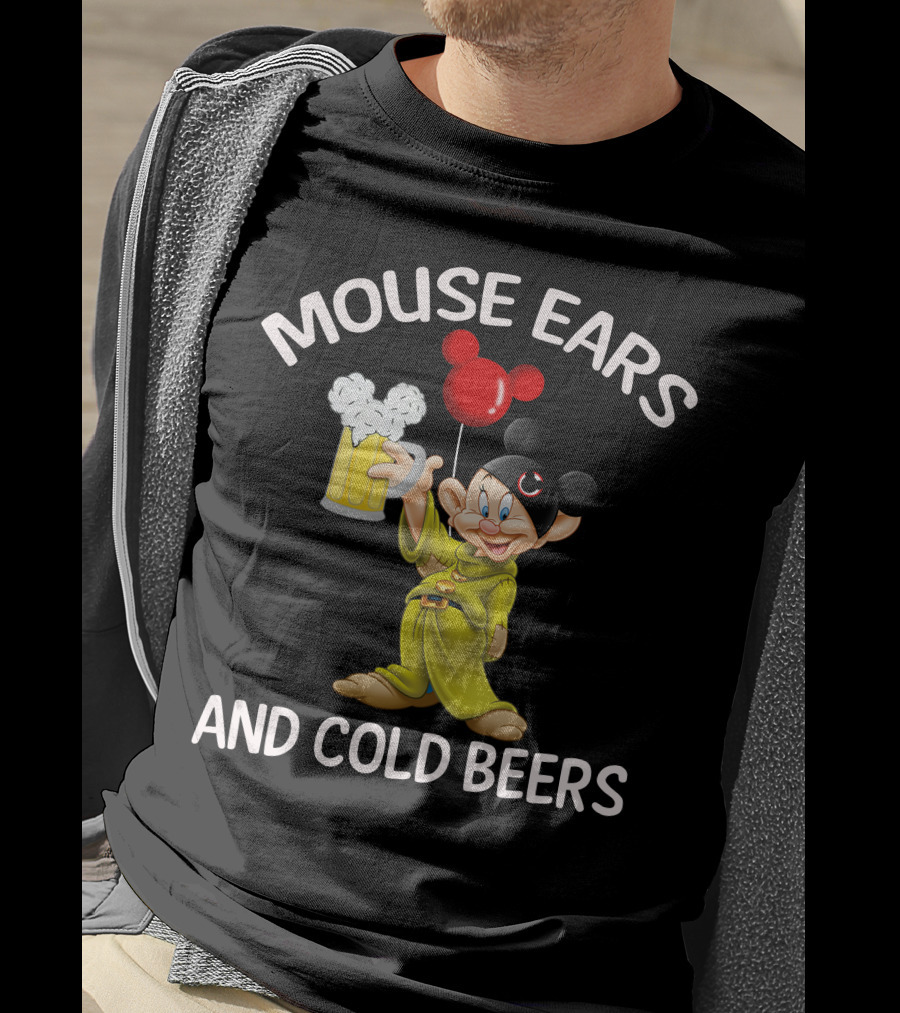Mouse Ears And Cold Beers Dopey Mug Balloon T-Shirt