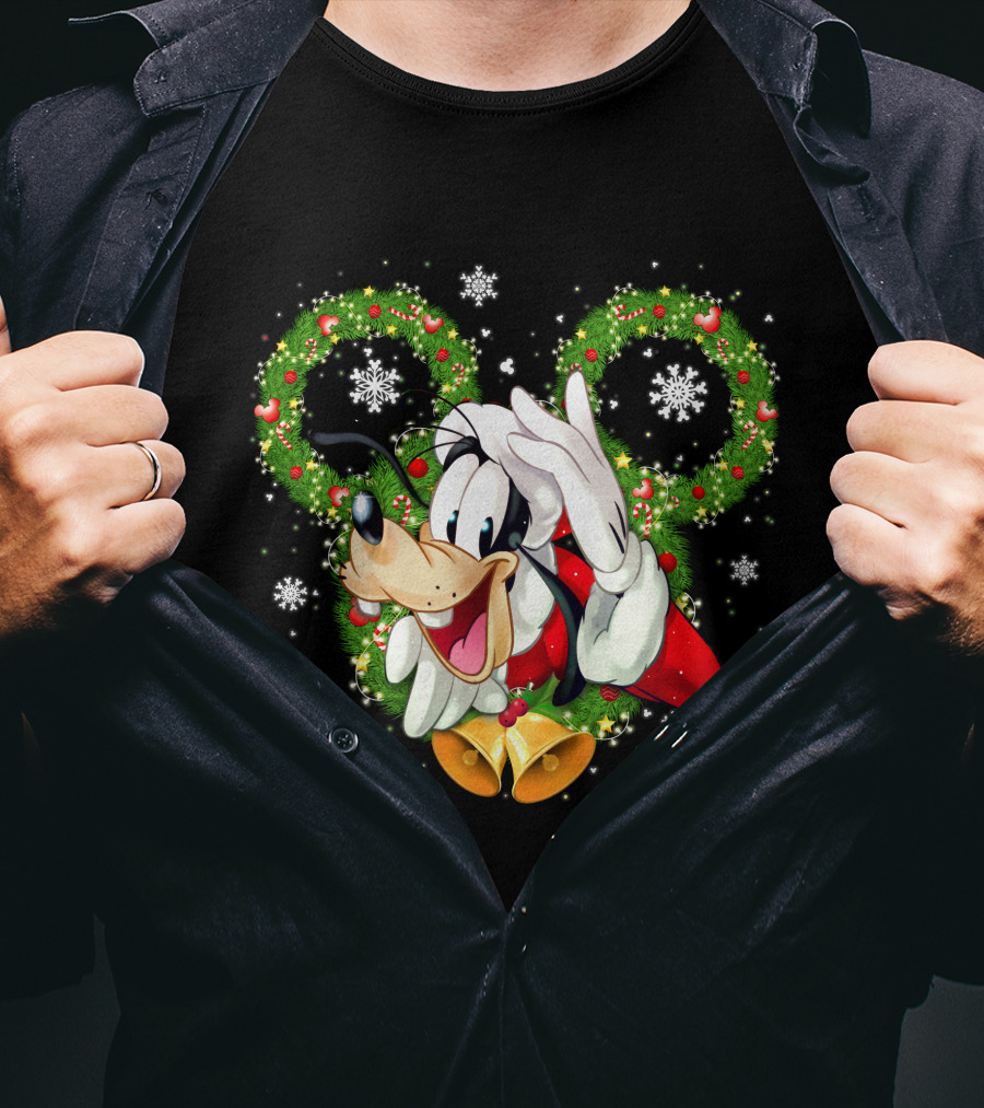Goofy Christmas Holiday Cheer With Wreaths And Bells T-Shirt