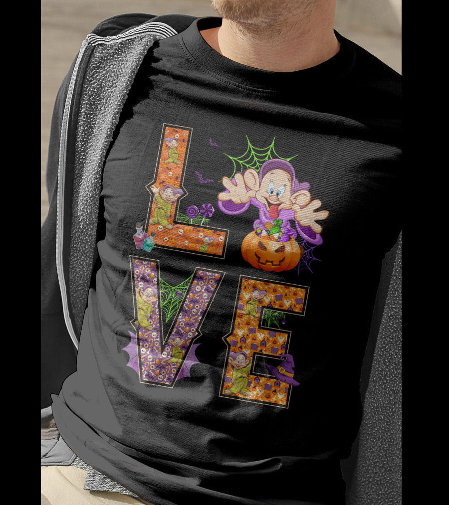 Love Halloween Dopey Pumpkin Spiderwebs T-Shirt