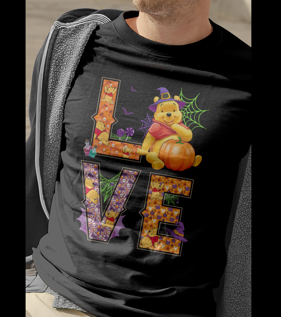 Love Pooh Halloween Pumpkin Spiderwebs And Witch Hat T-Shirt