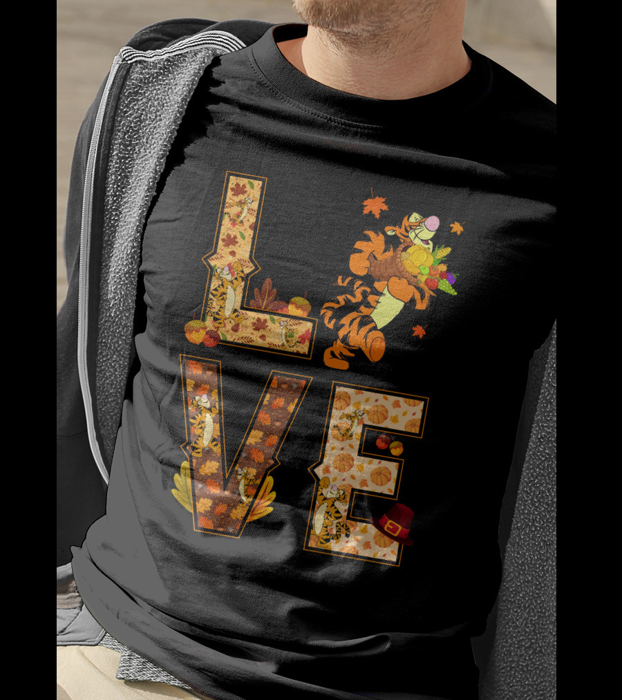 Love Tigger Thanksgiving Autumn Leaves T-Shirt