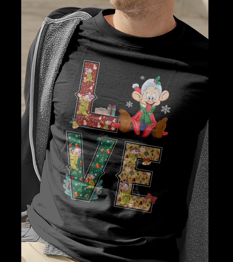Dopey Love Christmas Snowflakes Presents Garland Bow Holiday T-Shirt