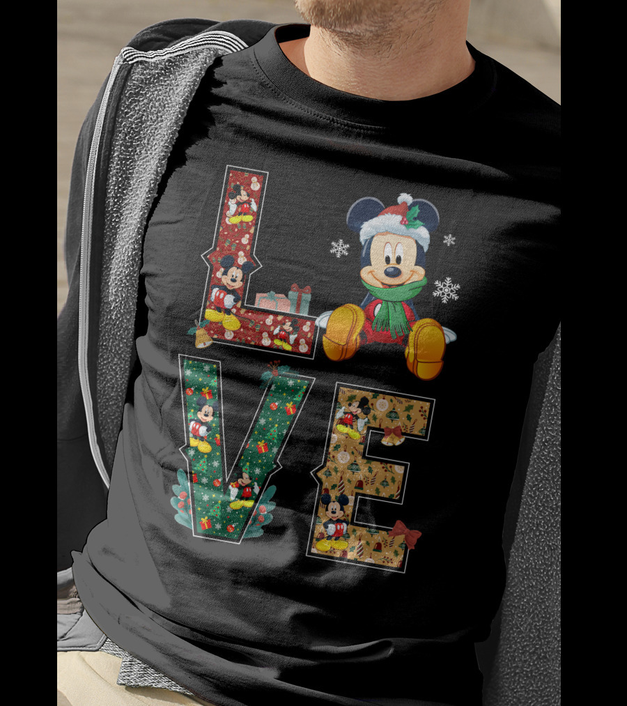 Mickey Mouse Christmas Love Holiday Festive Season T-Shirt