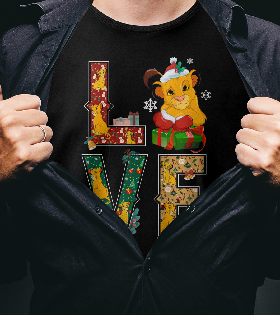Love Christmas Simba Holiday Gifts And Decorations T-Shirt