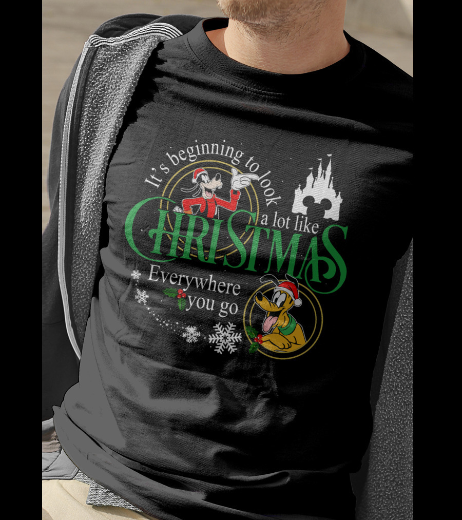 It's Beginning To Look A Lot Like Christmas Everywhere You Go Goofy Pluto T-Shirt