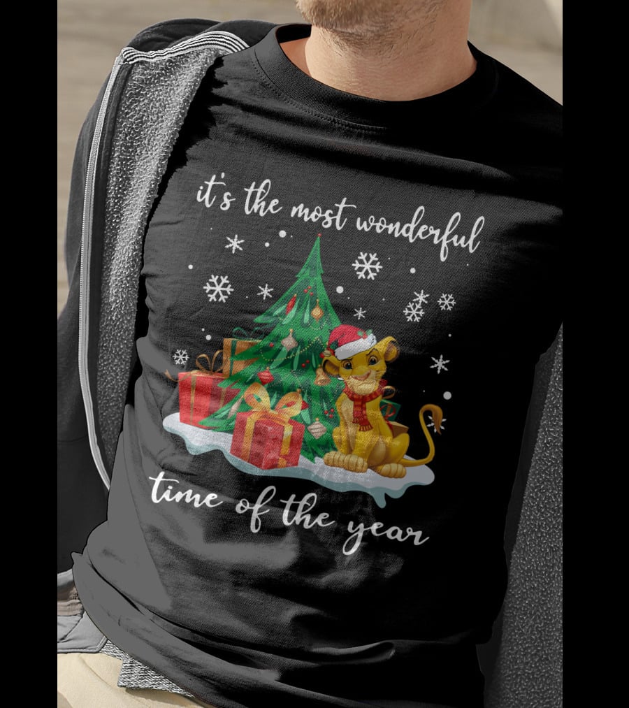 It's The Most Wonderful Time Of The Year Simba Christmas Tree And Gifts T-Shirt