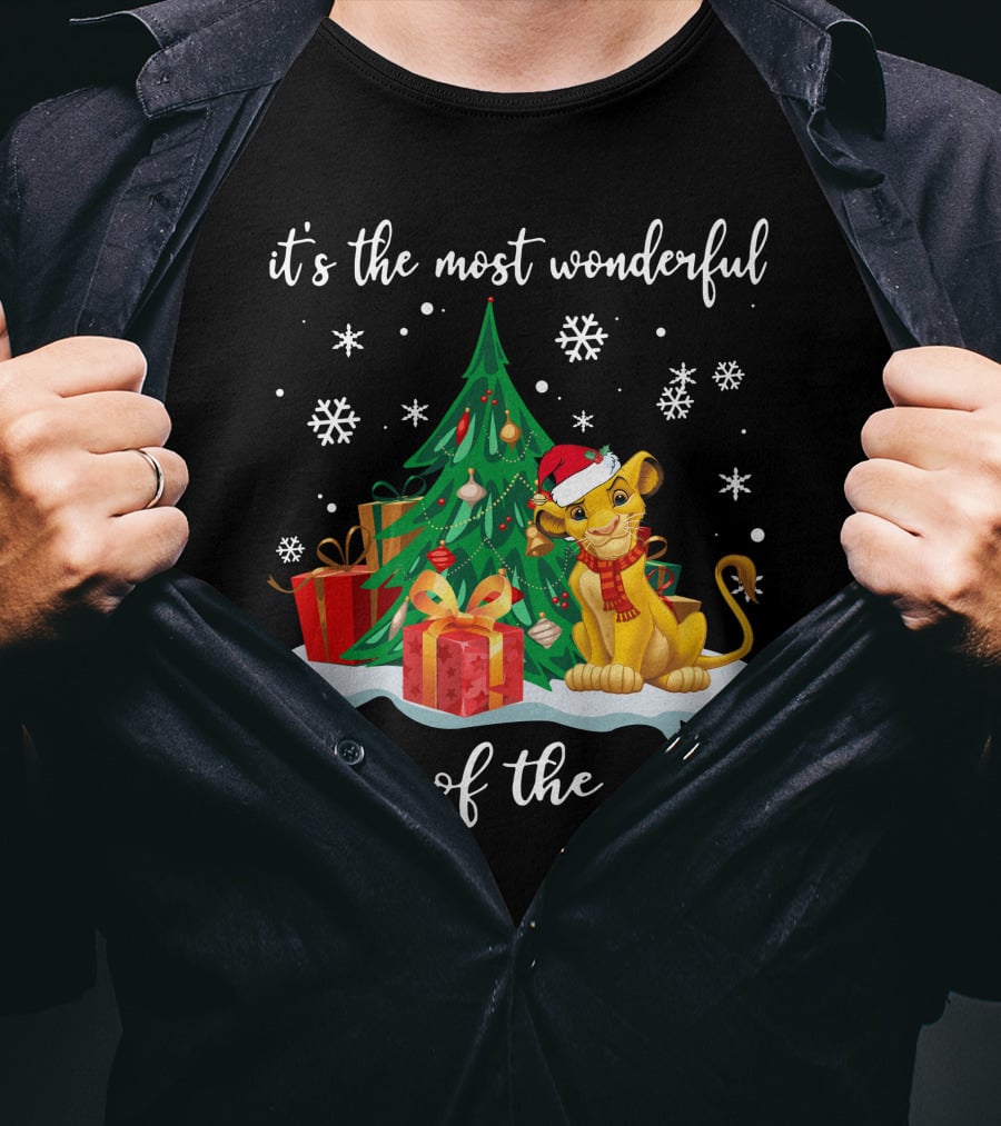 It's The Most Wonderful Time Of The Year Simba Christmas Tree And Gifts T-Shirt