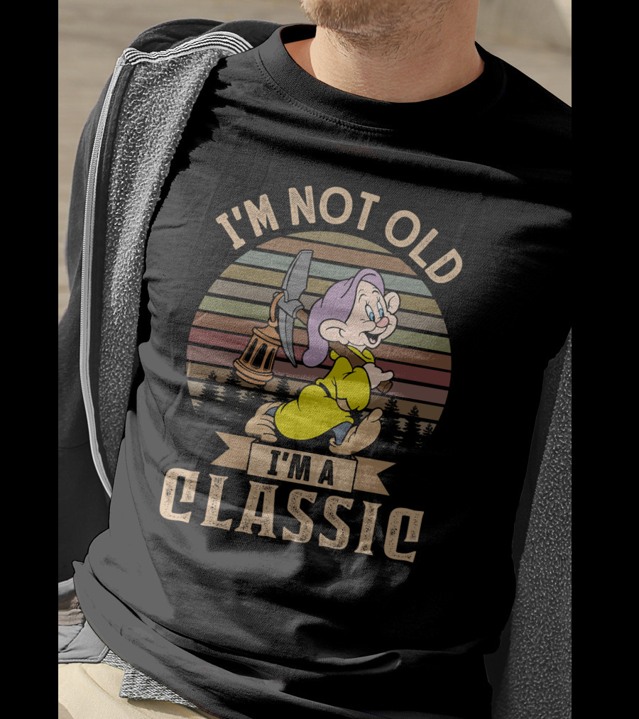 I'm Not Old I'm A Classic Dopey Lantern Sunset T-Shirt