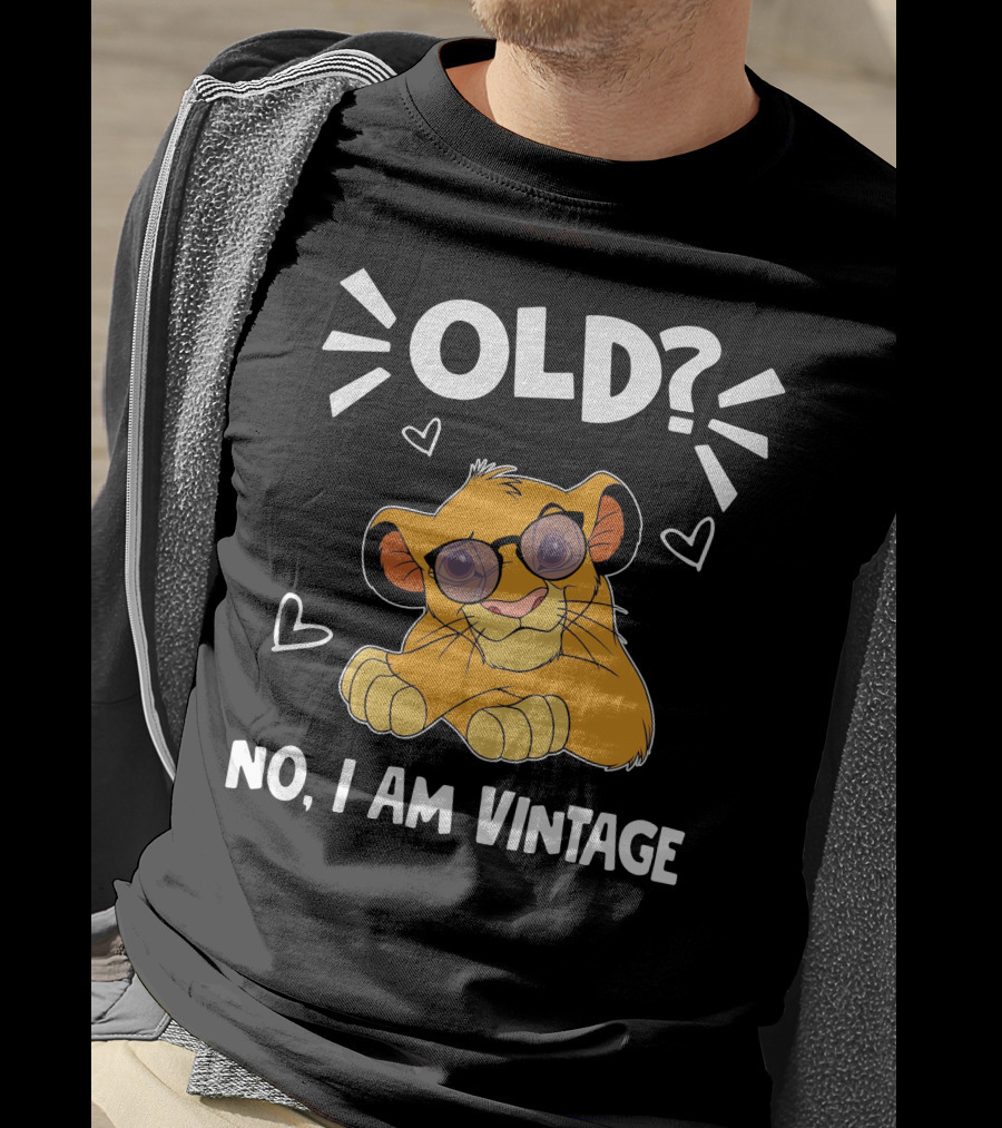 Simba Old No I Am Vintage T-Shirt