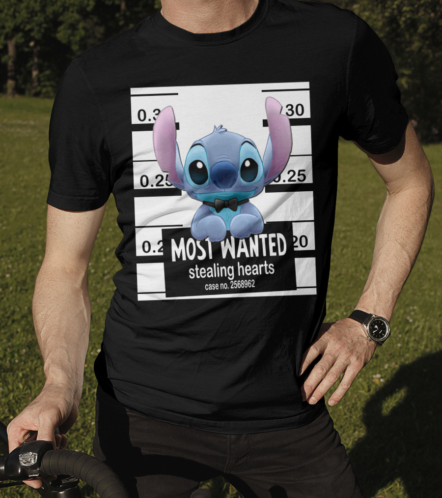 Most Wanted Stealing Hearts Alien Case No. 2568962 T-Shirt