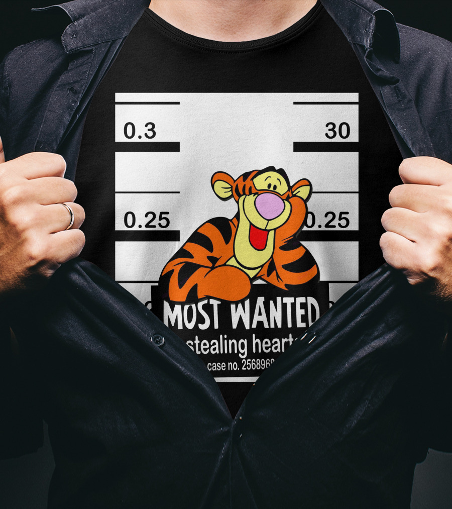 Most Wanted Tigger Stealing Hearts Case No. 2568968 T-Shirt