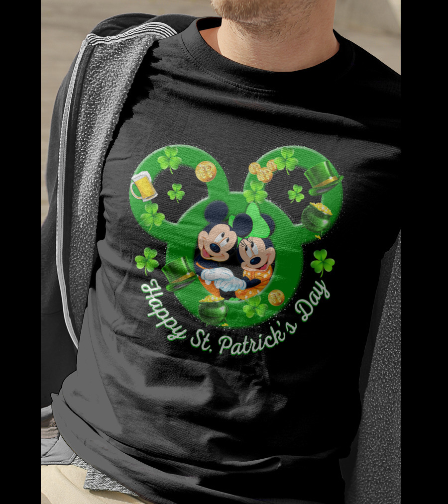 Happy St. Patrick's Day Mickey Minnie Shamrocks And Green Hats T-Shirt