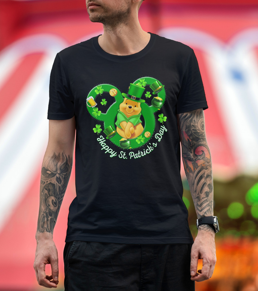 Happy St. Patrick's Day Pooh Bear With Leprechaun Hat And Shamrocks T-Shirt