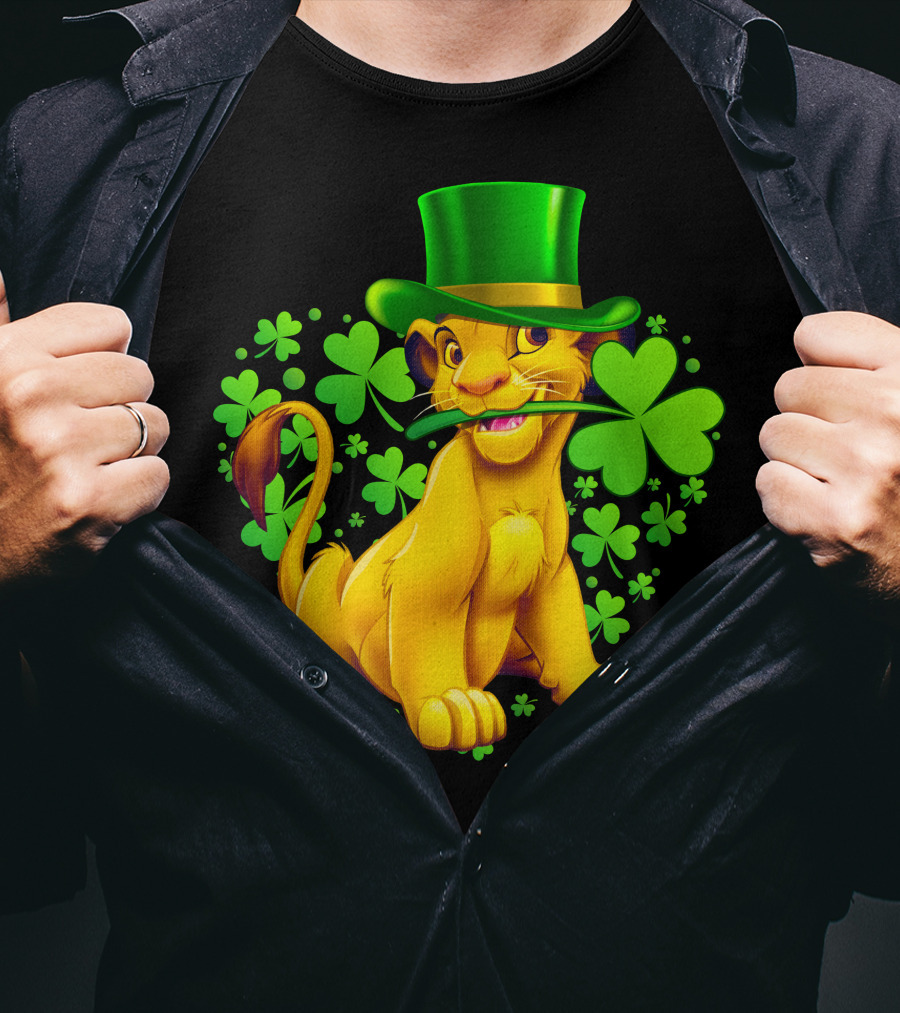 Simba Green Hat Shamrock Heart T-Shirt