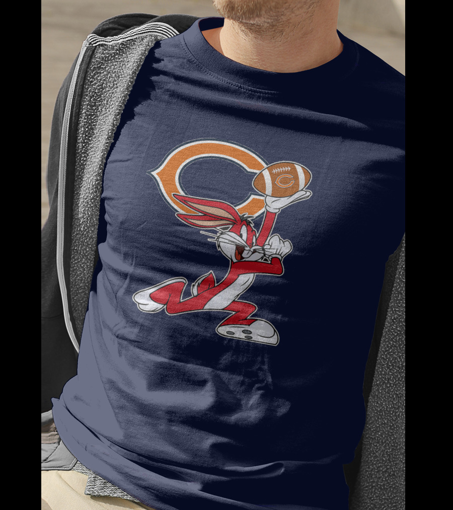 Chicago Bears Bugs Bunny Chiefs Football T-Shirt