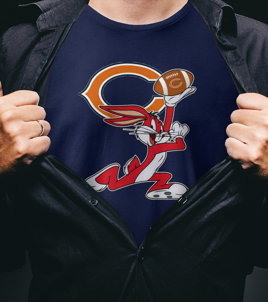 Chicago Bears Bugs Bunny Chiefs Football T-Shirt