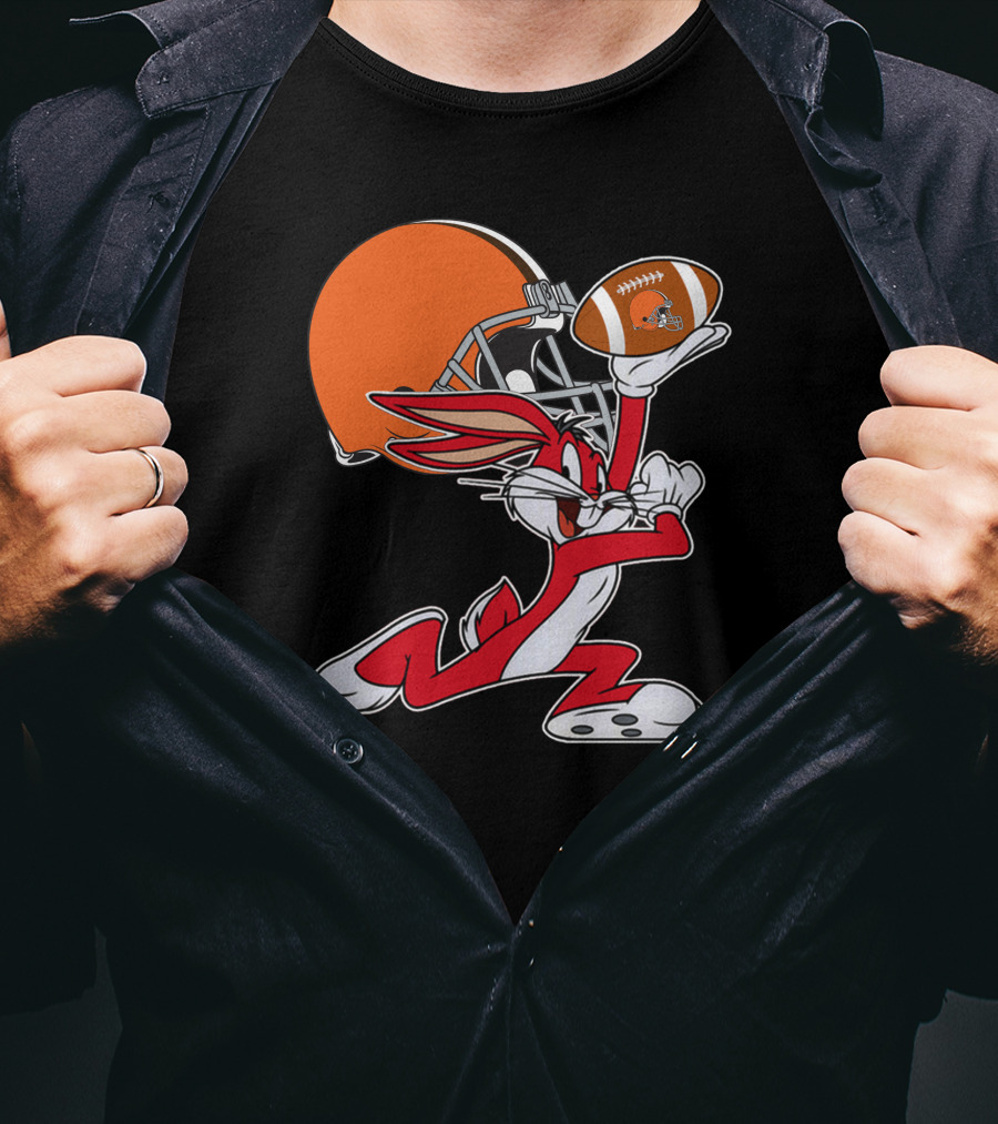 Cleveland Browns Bugs Bunny Football Chiefs T-Shirt