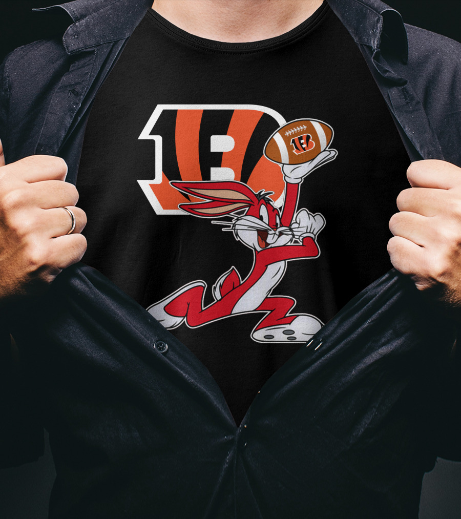 Cincinnati Bengals Bugs Bunny Football Fan T-Shirt