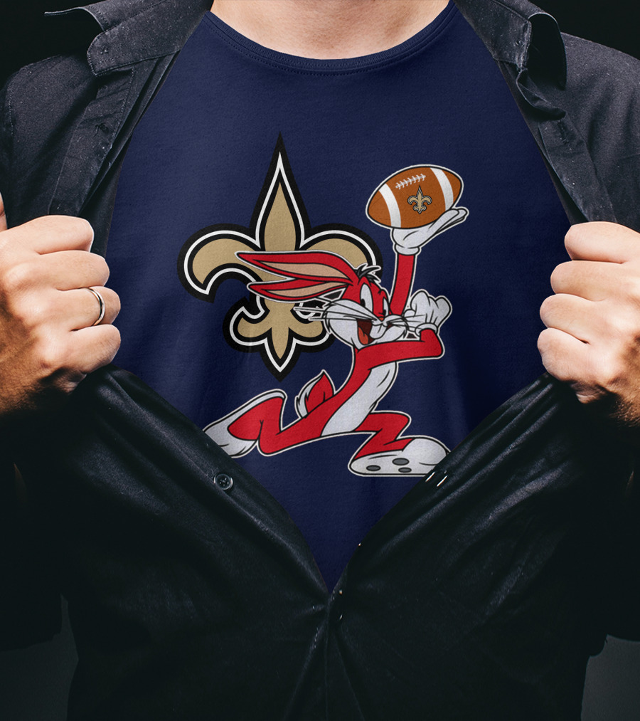 New Orleans Saints Bugs Bunny Football Fleur-de-Lis T-Shirt