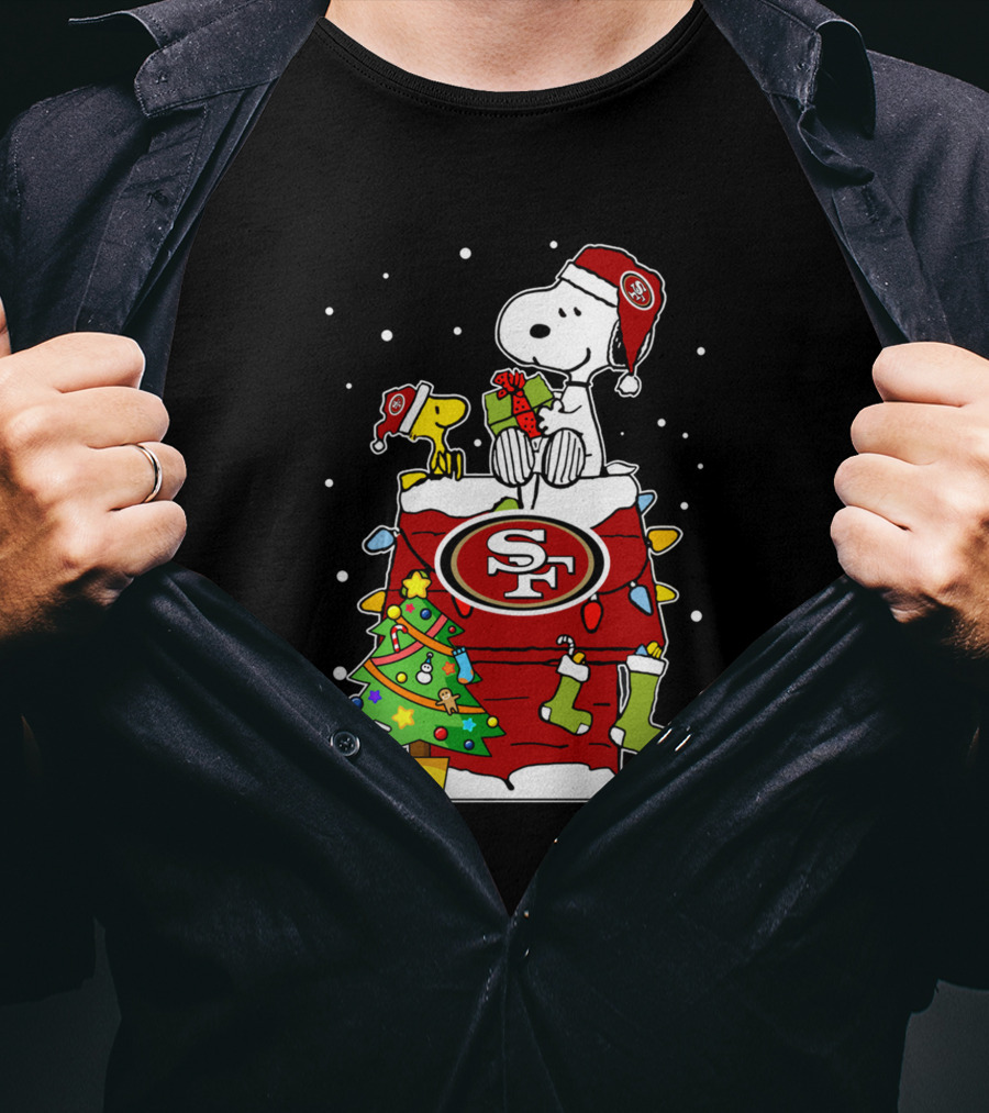 San Francisco 49ers Snoopy And Woodstock Christmas Celebration T-Shirt