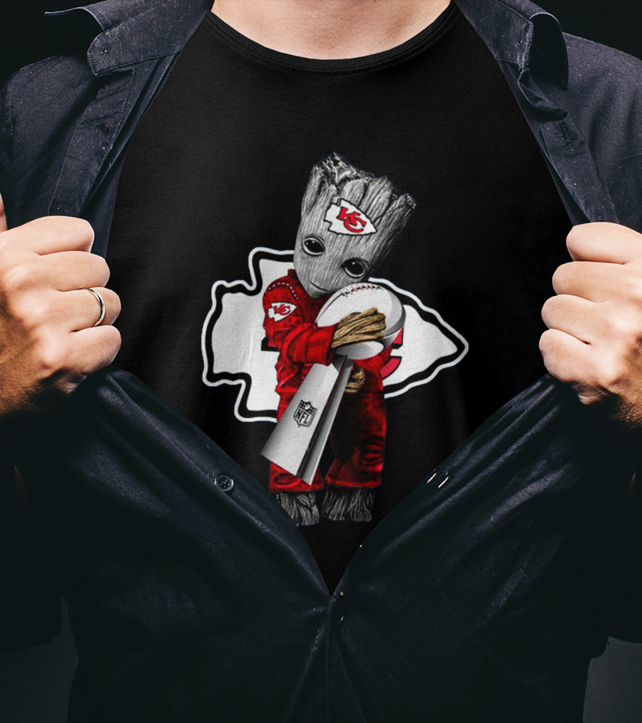 Kansas City Chiefs Baby Groot Holding Nfl Trophy T-Shirt