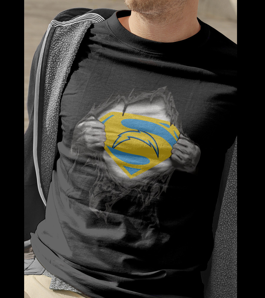 Los Angeles Chargers Superman Shield Ripped T-Shirt