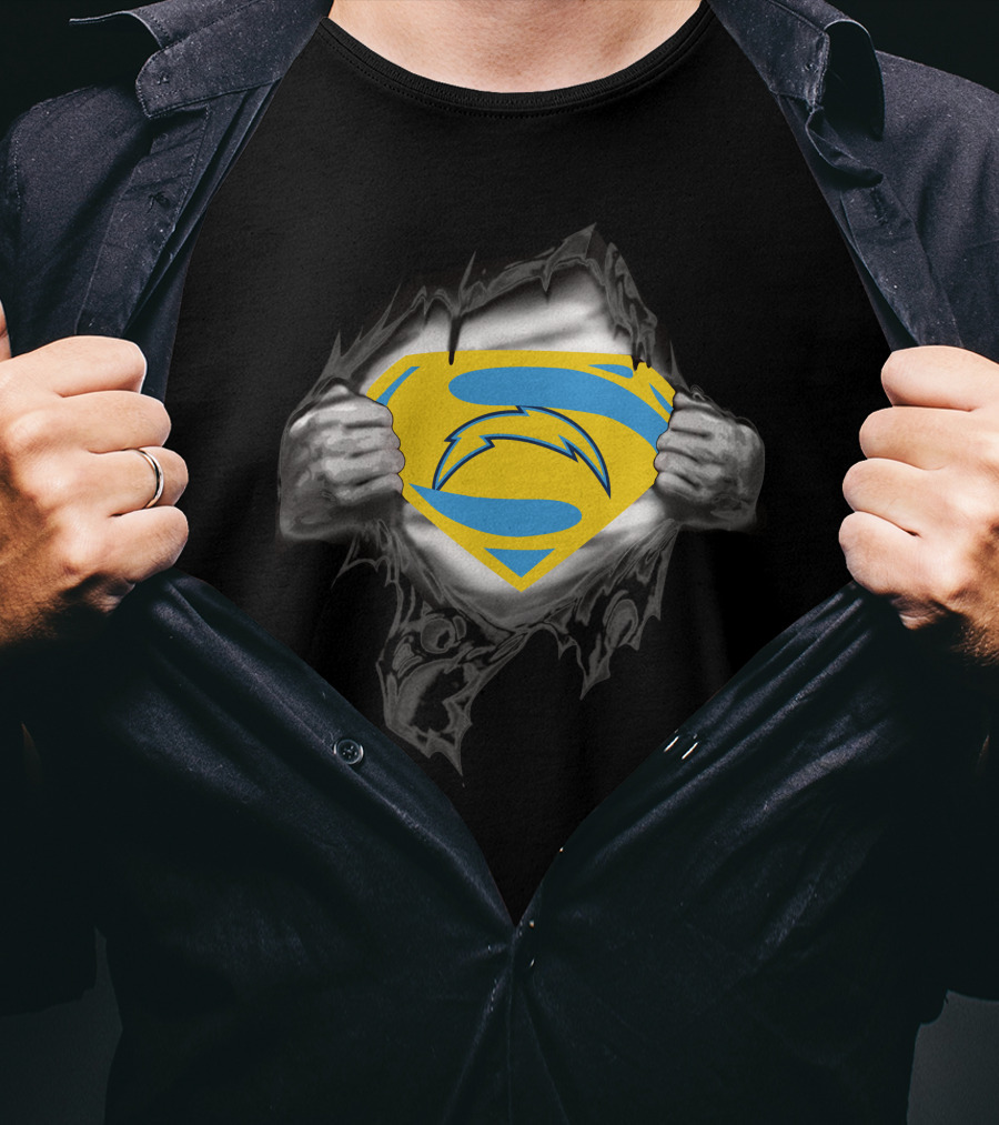 Los Angeles Chargers Superman Shield Ripped T-Shirt