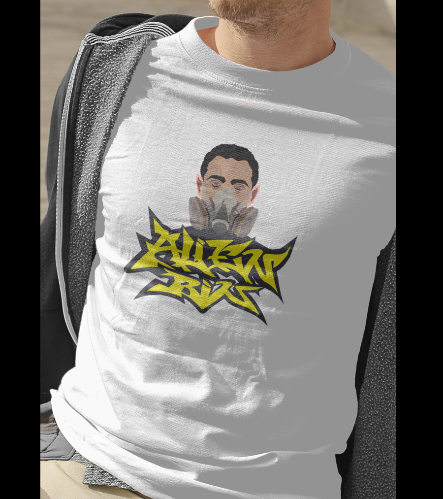 Alien Binds Gas Mask T-Shirt