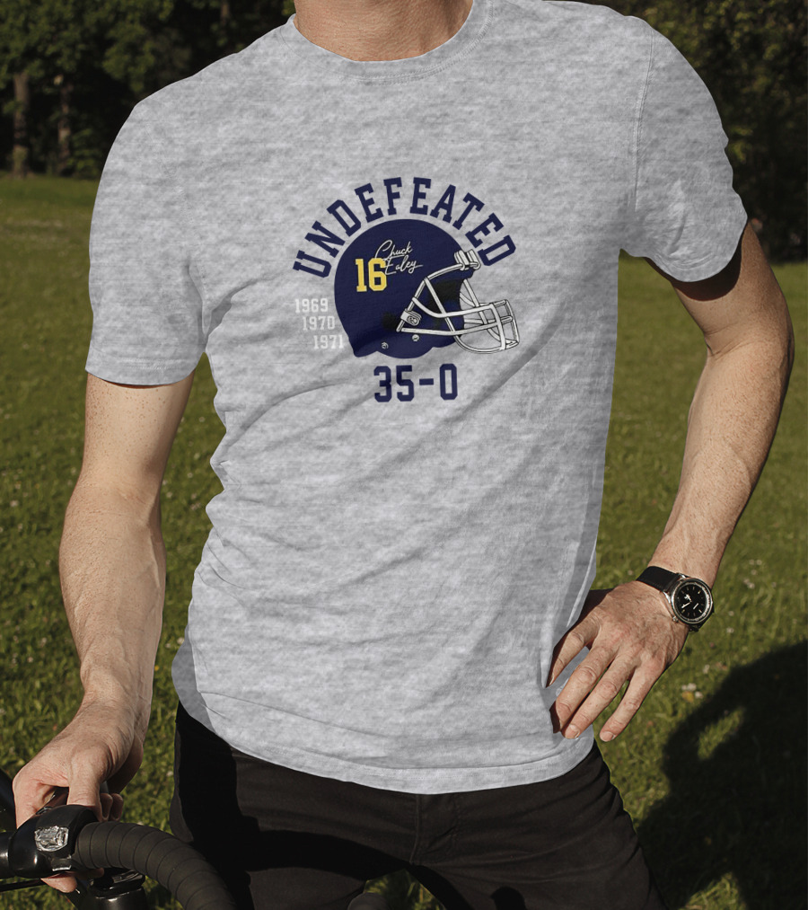 Undefeated Chuck Ealey 1969 1970 1971 35-0 Helmet 16 T-Shirt