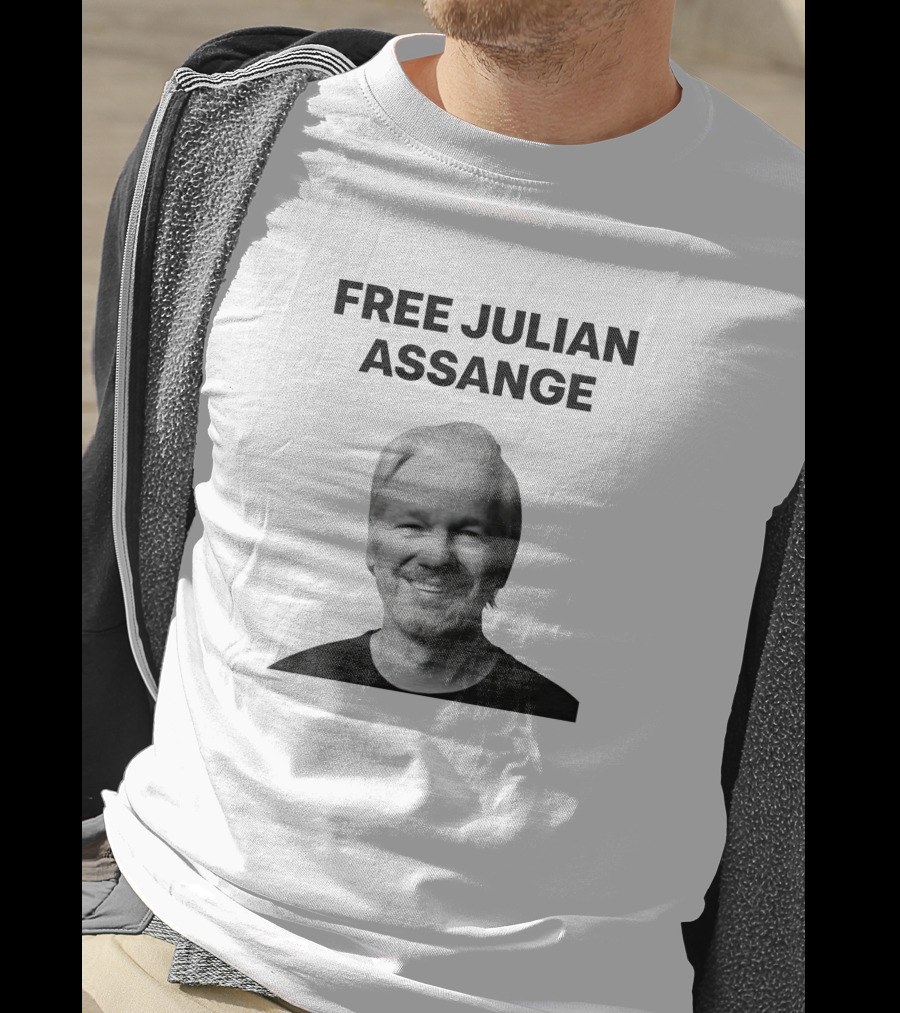 Free Julian Assange Protest Wikileaks Shop T-Shirt