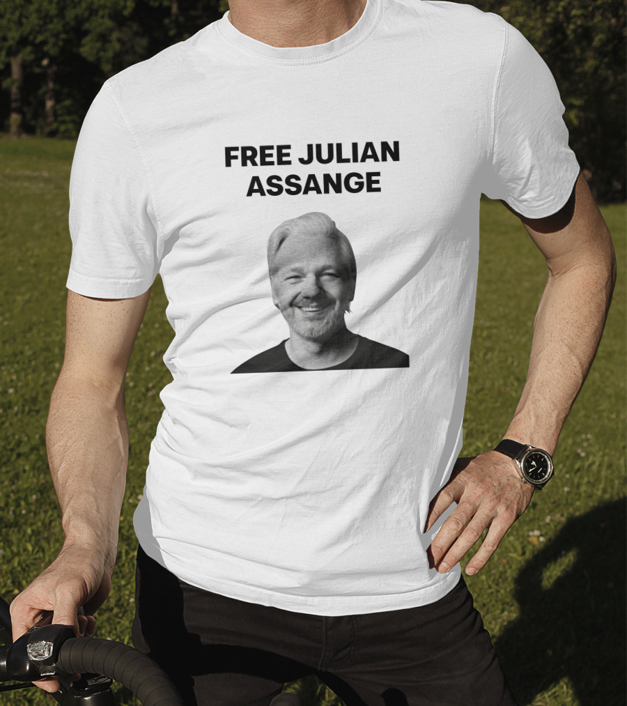 Free Julian Assange Protest Wikileaks Shop T-Shirt