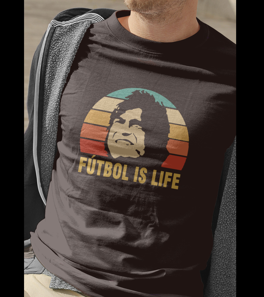 Fútbol Is Life Retro Dani Rojas T-Shirt