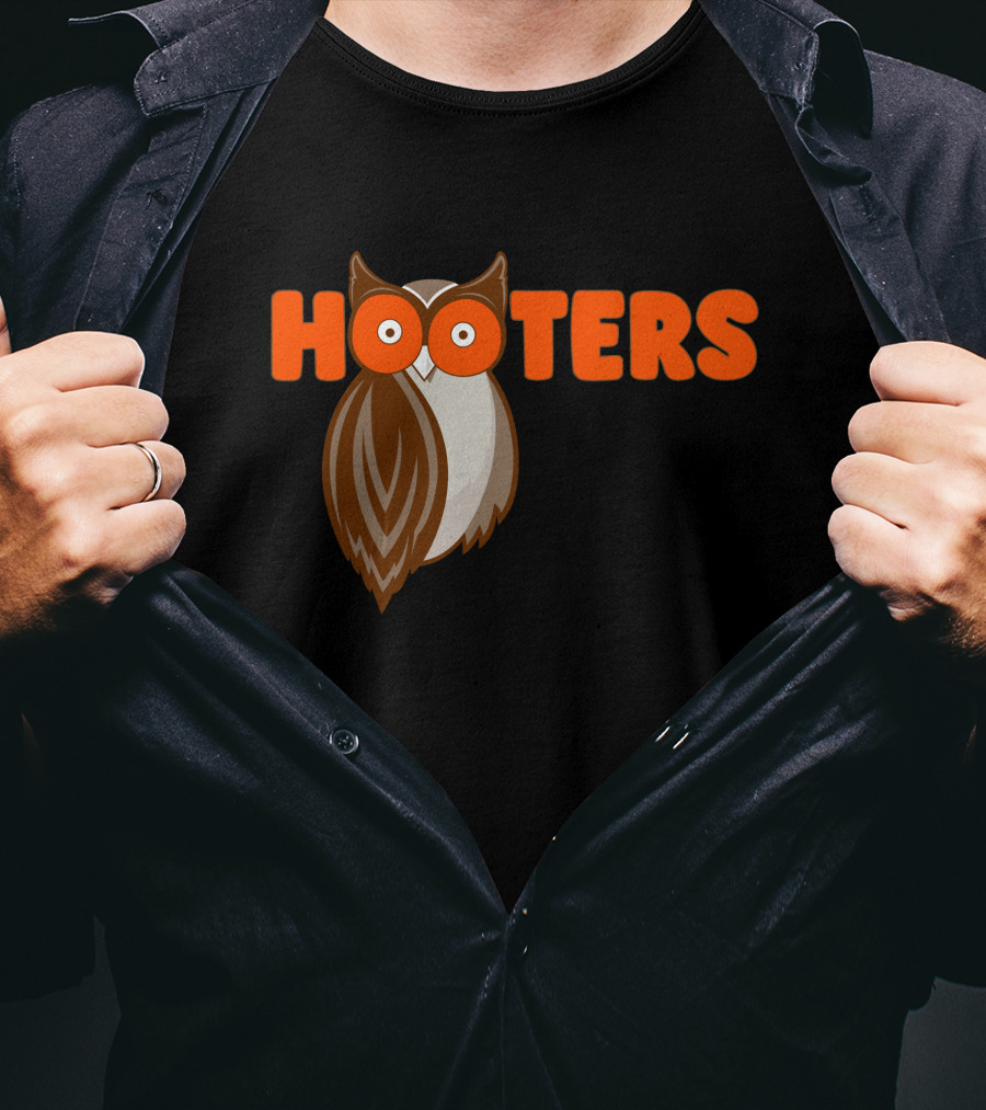 Hooters Owl Iconic T-Shirt