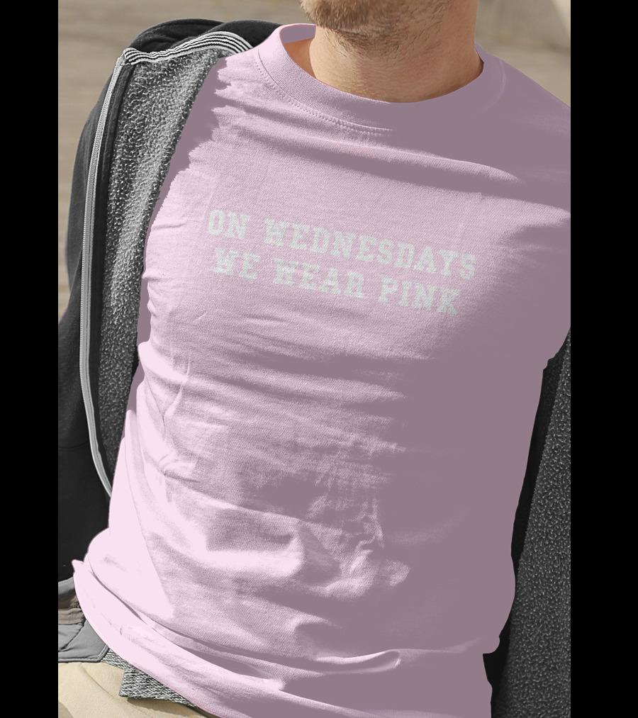 ISAWITFIRST Mean Girls On Wednesdays We Wear Pink Iconic Quote Fashion T-Shirt