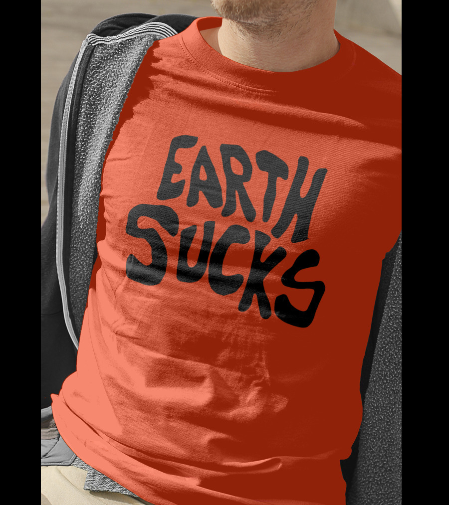 Kea Earth Sucks Earth Sucks Black Text T-Shirt